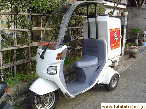 3-wheeled bike for a Chinese food take-out chain