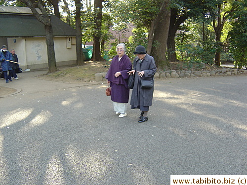 Old ladies in kimono