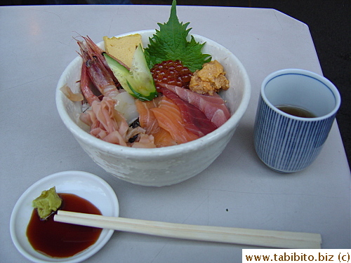 Sashimi on rice