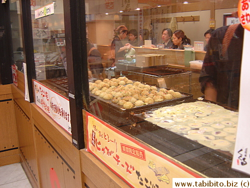 Popular snack: Balls made of a savory pancake batter with a piece of octopus in the center