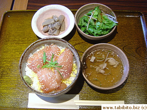 KL had raw tuna with freshly grated wasabi lunch set