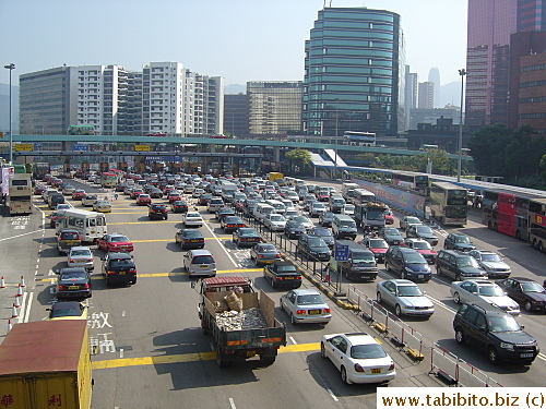 All wanting to use the cross harbor tunnel