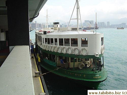 This ferry brought us from Tsim Sha Tsui to HK island