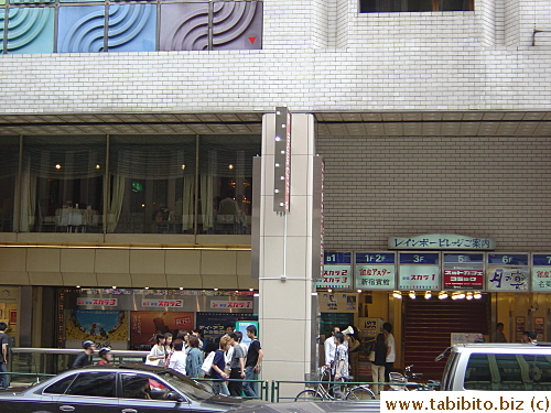The movie theater in Shinjuku I used to go often.  Shrek 2 and Day After Tomorrow were two of the movies screening