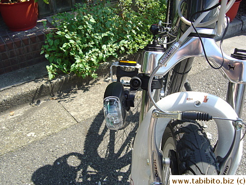 Front light on KL's bike