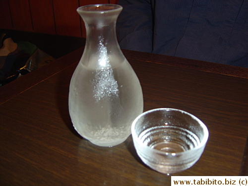 Chilled Japanese wine for Fung