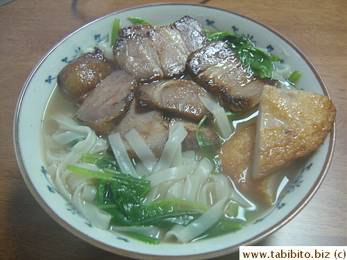 Roast pork also goes well with rice noodles in broth
