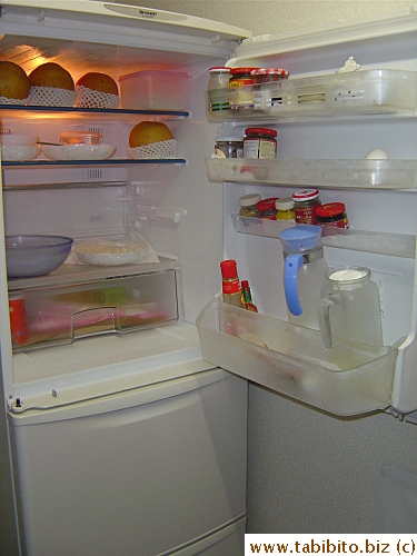 Our fridge can open from the left side