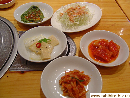 Complimentary all-you-can-eat side dishes