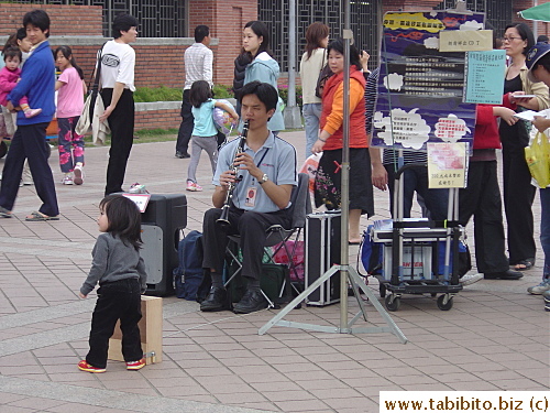 This blind performer captures his audience with the flute which he plays beautifully.  People continuously put money into the box in front of him.  We were so impressed by his talent and courage that we tipped him well