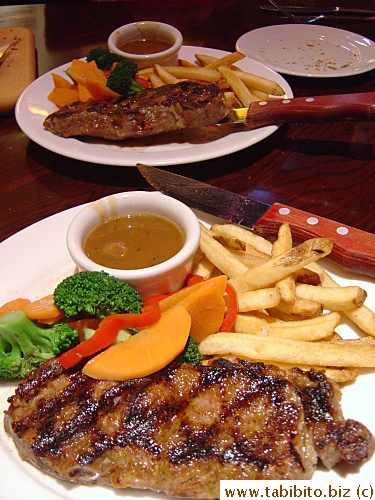 KL and I ordered the same thing.  The steak arrived at the table with a big steak knife wedged underneath the meat