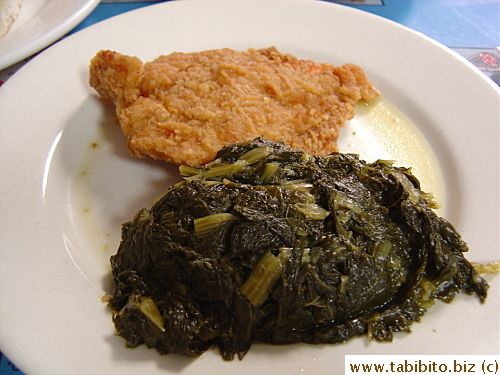 I know this collard greens looks nasty (KL's words), but I loved its taste.  It reminds me of the dried Bok Choy my mom uses in making Chinese soup