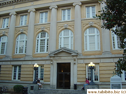 I took French in this building. It was in one of the classes that KL walked me to the classroom for the first time since we started going out. The student next to me said my boyfriend
