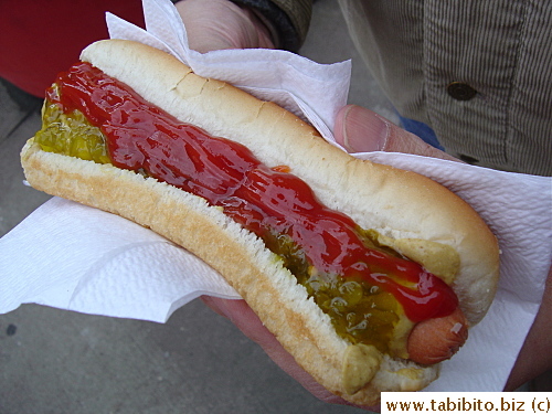 The vendor was too heavy-handed on the pickles, ketchup and mustard that we chose on our hotdog.  The sausage wasn't crunchy and smoky-flavored and the bun very dry.  The hotdogs I make at home are a lot tastier than this one