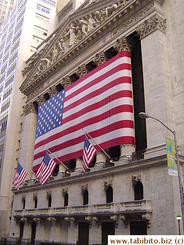 A patriotic NYSE building