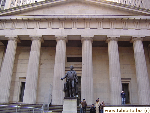 George Washington's statue in Wall Street area