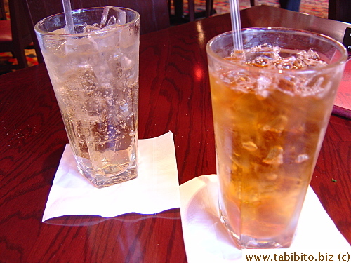 Our refilled drinks: KL's ginger ale and my oolong tea