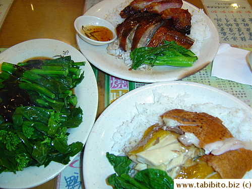 We went back to Guong Dong Restaurant on Hankow Rd in Tsim Sha Tsui to have our first lunch in HK.  The BBQ goose and suckling pig were DEE----LISH!  Even the boiled Chinese broccoli was excellent--tender and sweet