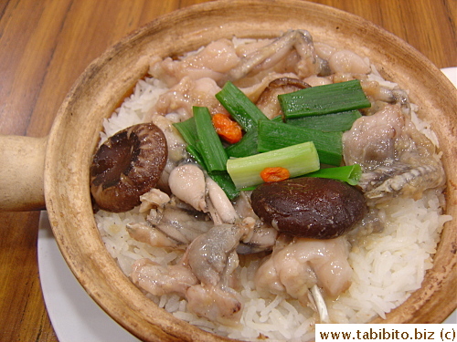 KL, always the adventurous type, ordered dried shitake mushrooms and frog rice.  Can you spot the frog thigh and spine?