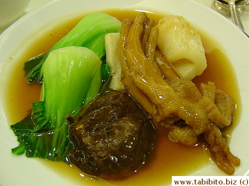 Appetizer: duck foot, dried shitake mushroom, and some sort of fish thing braised in stock with oyster sauce