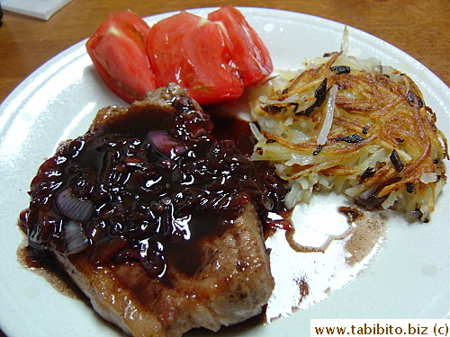 I used the grape jam to make a sauce with balsamic vinegar, shallot and chicken stock.  This western style sweet and sour sauce is refreshing and more-ish and goes well with pork chops