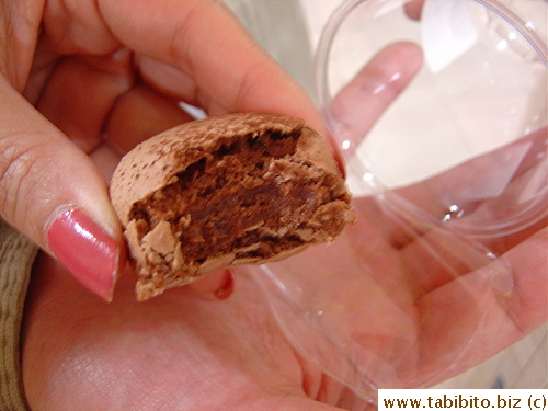 I'm gonna try another chocolate one from a different patisserie to see if theirs are as sweet and heavy as the one from mamourS