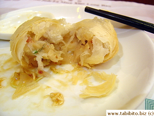 The pastry was light and flaky, and the filling was full of piping hot shredded daikon and meat stuff. It was so good I risked burning my mouth to gobble it down