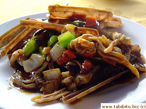 Razor clams with black bean sauce