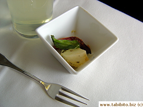 Some sort of hors d'oeuvres thing before the meal