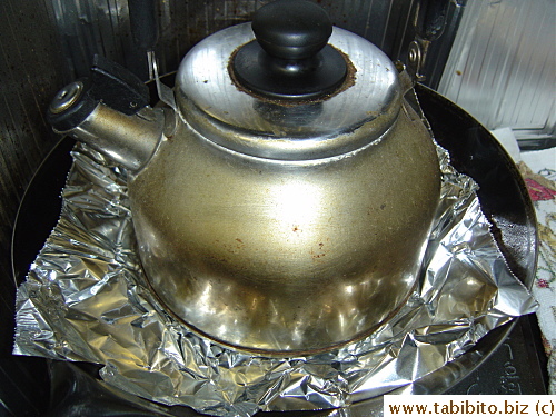 This tea kettle cooking method (even over low heat) doesn't work