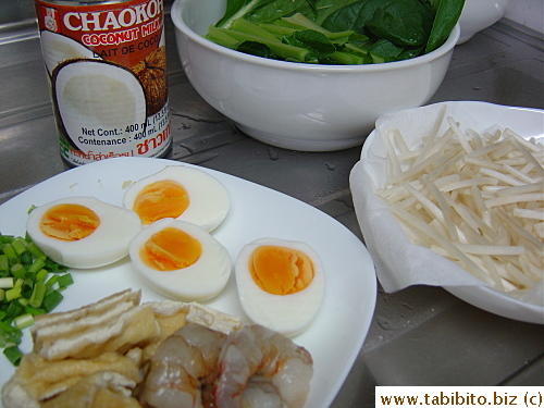 Ingredients laid out for the fake laksa