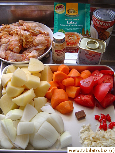 Ready to cook curry! (I threw in the tomato only because I had half a tomato leftover from lunch)