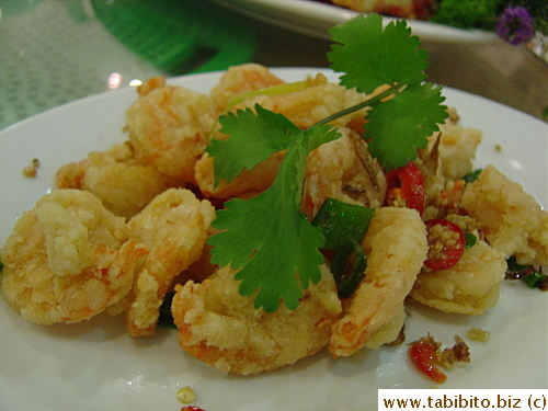 Large and crunchy Salt & Pepper Prawns, so good