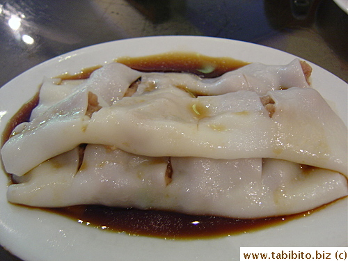 Steamed beef rice rolls, the must-have at yum cha