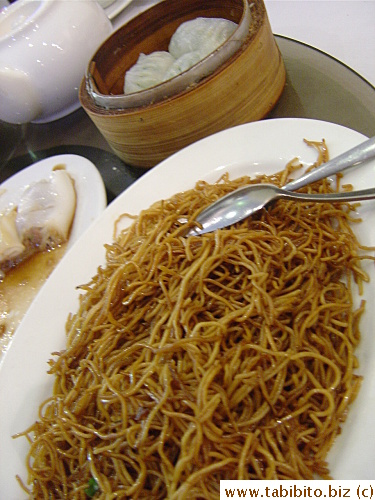 Very yummy plain fried noodles with soy sauce