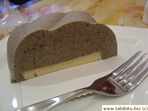 Serlina had Sesame Mousse Cake