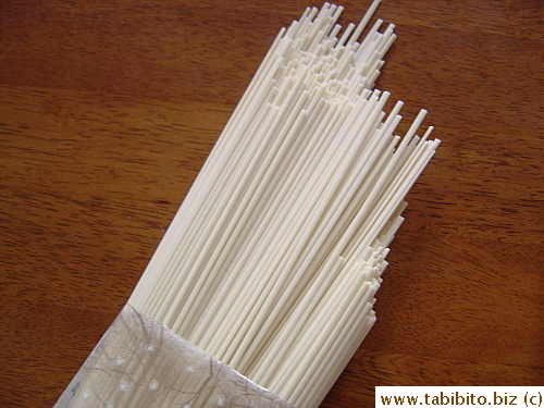 Thin noodles