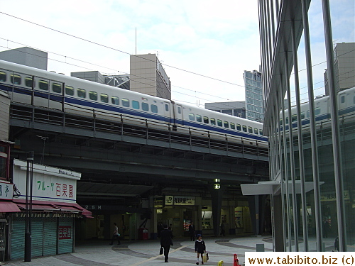 Just steps from JR Yurakucho Station