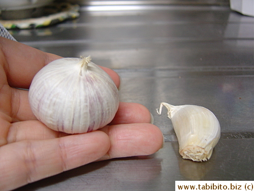 Single Clove Garlic vs a conventional clove