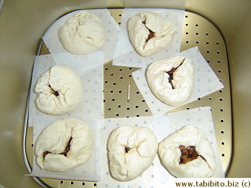 Buns before steaming
