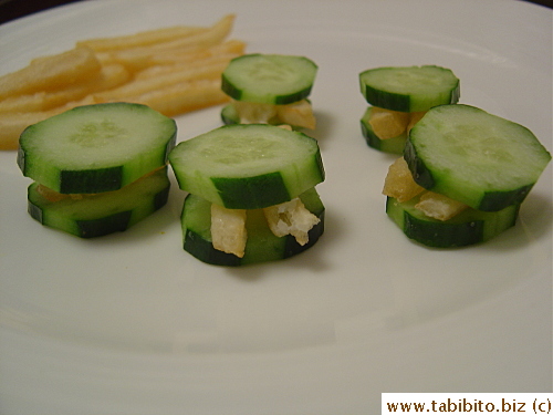 Tiffany had what she called “chip burger” at the hotel breakfast place