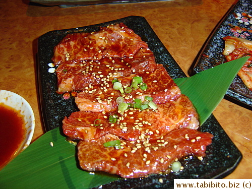 Australian Sirloin 880Yen/$7.7, still very tender