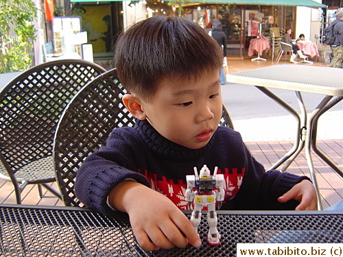 Oscar was already playing with his newly acquired Gundam