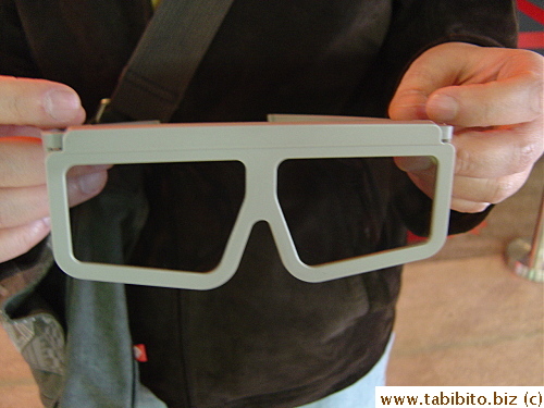 Audience gets 3-D glasses before the show (I didn't watch it, can't stand horror movies, much less 3-D kind!)
