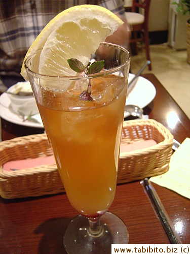 Grapefruit Iced Tea 780Yen/$7.5