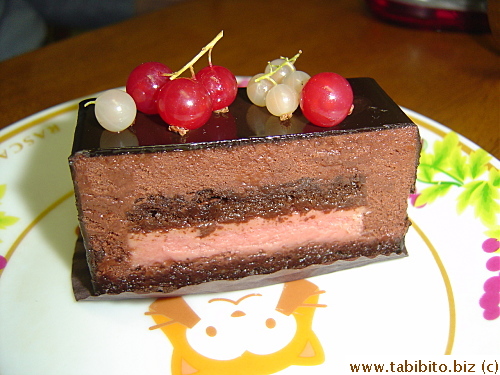Chocolate and raspberry mousse cake
