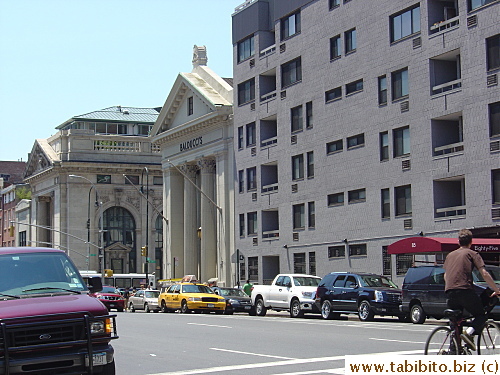 Balducci's doesn't look like a supermarket from the outside