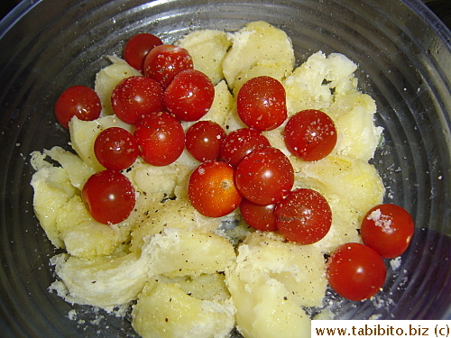 Toss in tomatoes and seasonings and mix