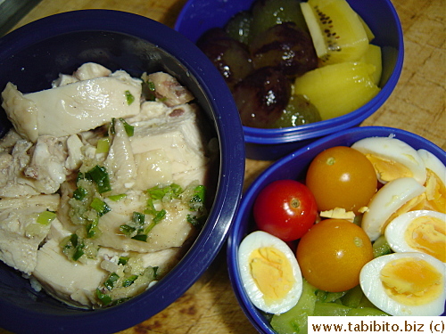 Hainanese chicken rice and chicken, marinated chilled cucumber, quail eggs, cherry tomatoes, kiwi and kyouhou grapes