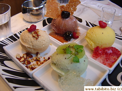 Choice of four flavors of gelato 1800Yen (US$18)